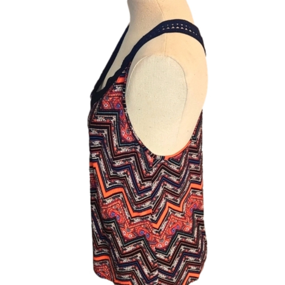 JUNIORS Ambiance Tribal macrame neck line tank top size Medium - Picture 8 of 11